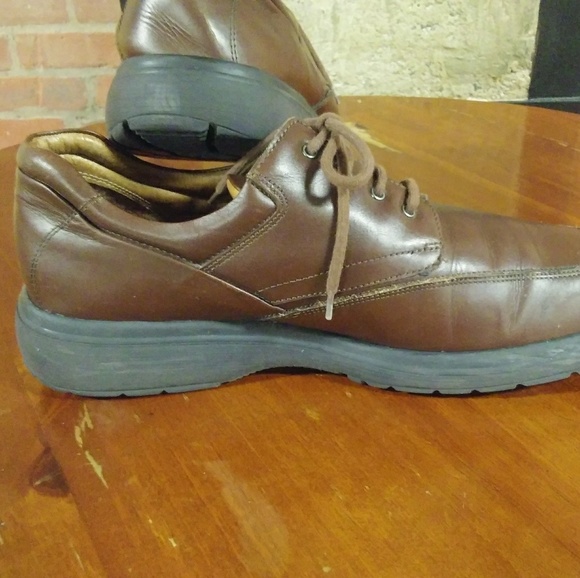 Bass.| SOLD🎉 Men's Leather Tie-up Oxford Brown - Picture 6 of 8